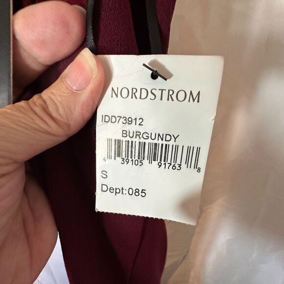 Lulu's Halter Top Style Neck Gown Slice Of Joy Burgundy Maxi - Picture 7 of 12